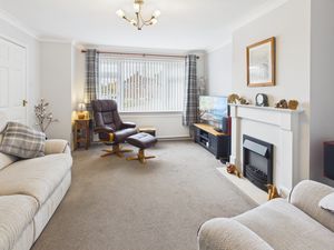 Living Room- click for photo gallery